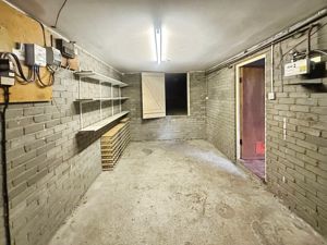 Garage- click for photo gallery